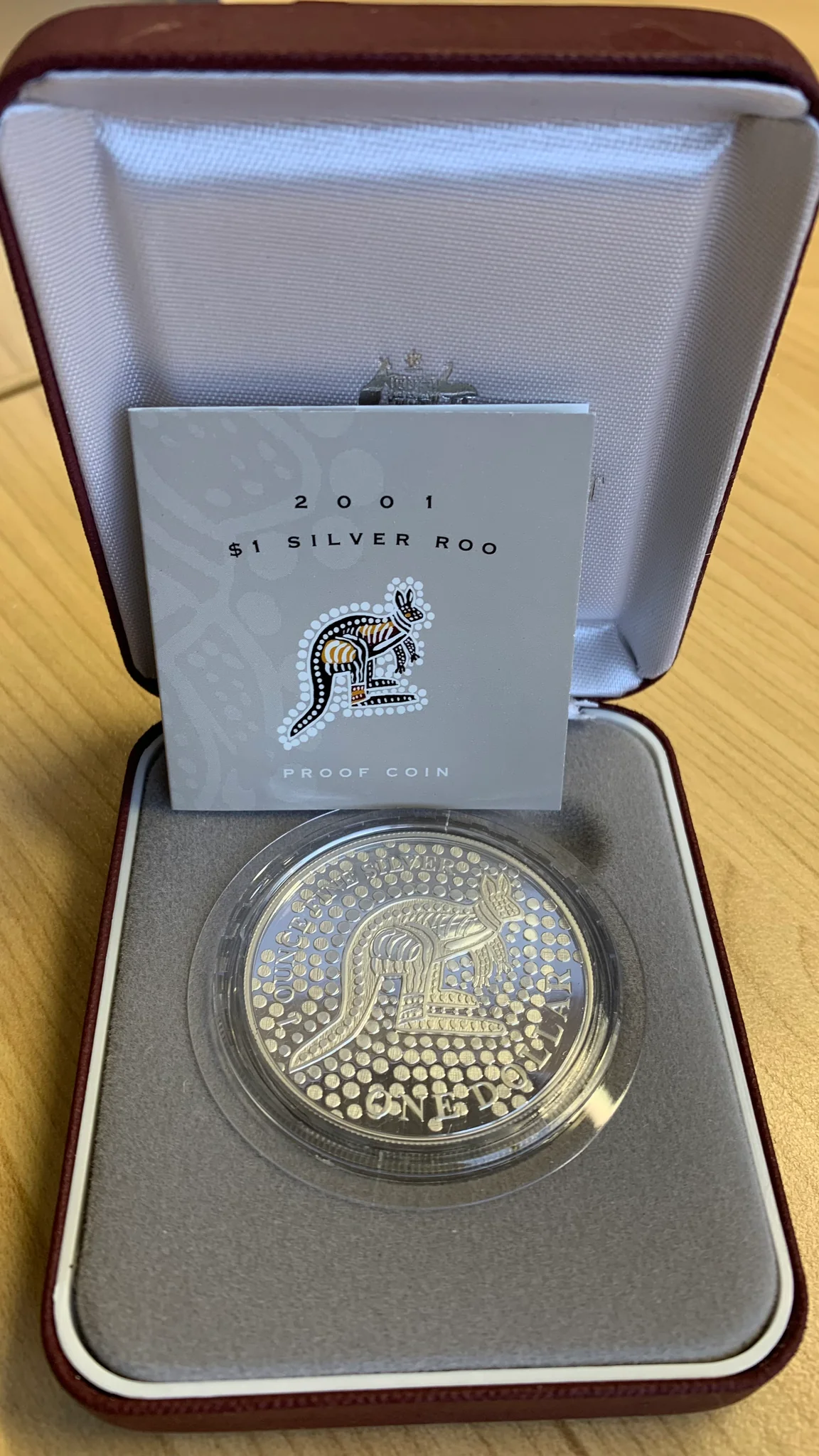 1oz 2001 Frosted Kangaroo Silver Coin - Royal Australian Mint - Image 2